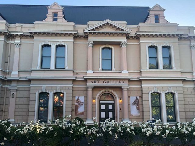 Queen Victoria Art Gallery at Royal Park